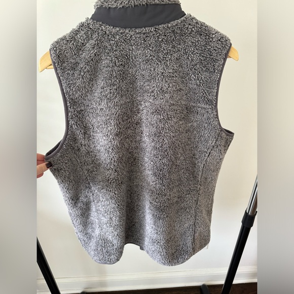 L.L.Bean Hi-Pile Fleece Gray Vest Pocket Full Zip Gray - Picture 6 of 7